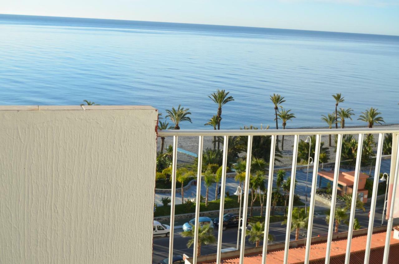 Apartamento Reformado En Primera Linea De Playa Apartment Almunecar Bagian luar foto